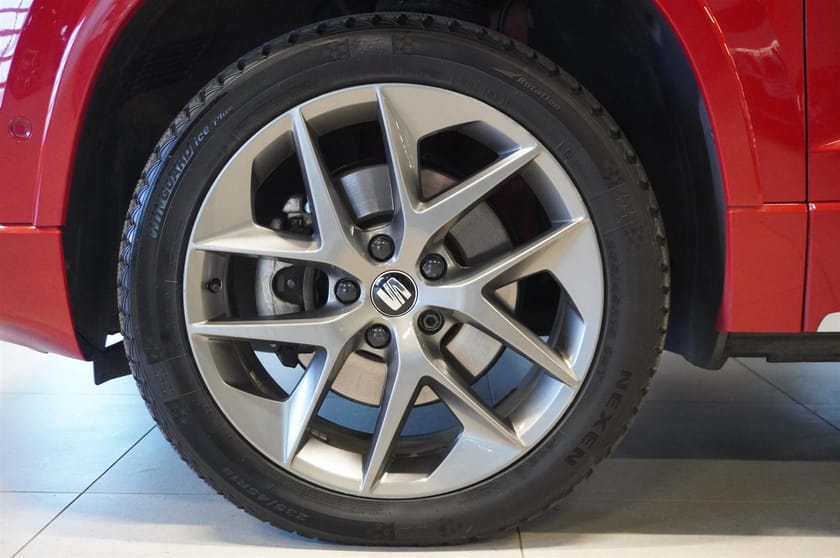 Bild 4 av SEAT Ateca Dragpaket, Eltaklucka, Bensinvärmare
