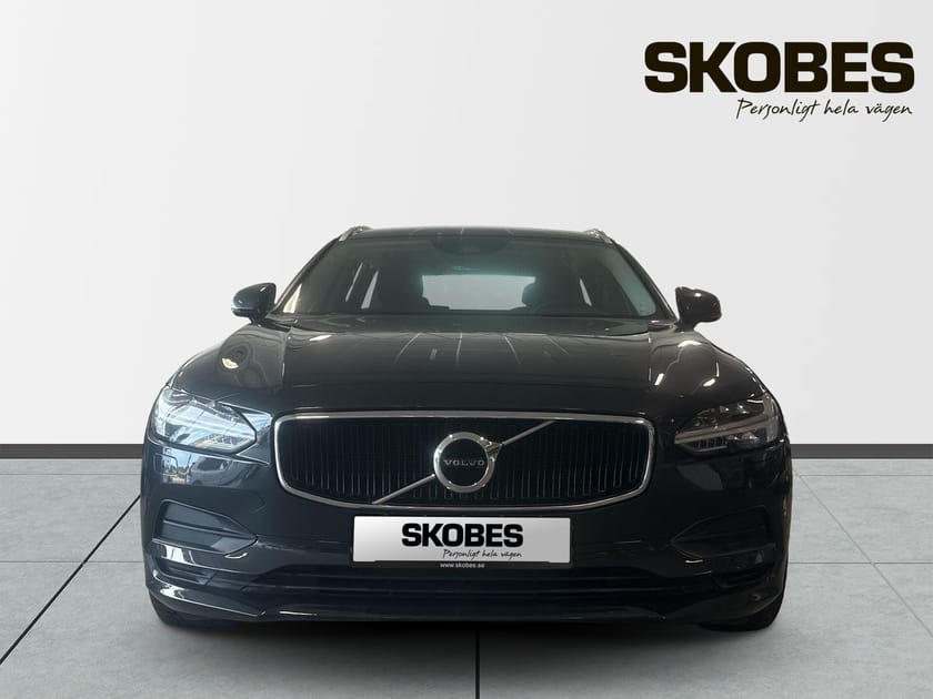 Bild 2 av Volvo V90 T4 Momentum Edition
