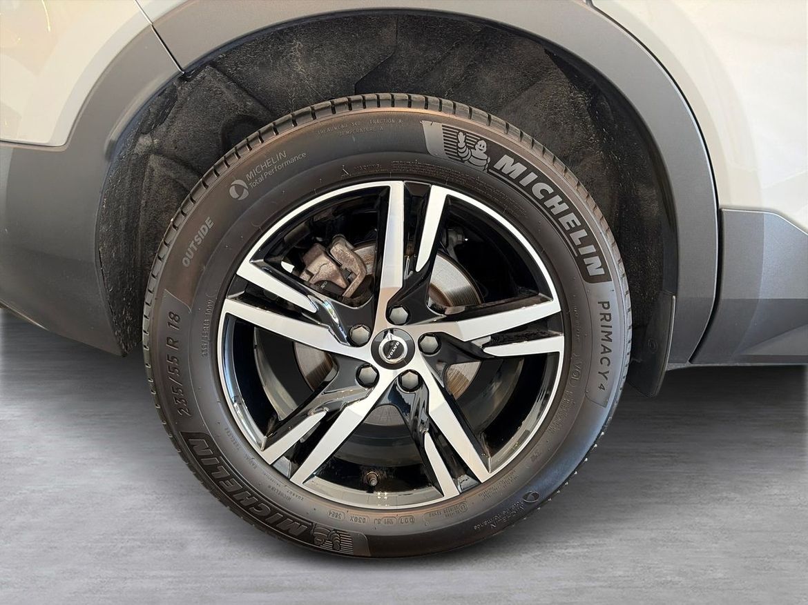 Volvo XC40 2025 - miniatyr 7