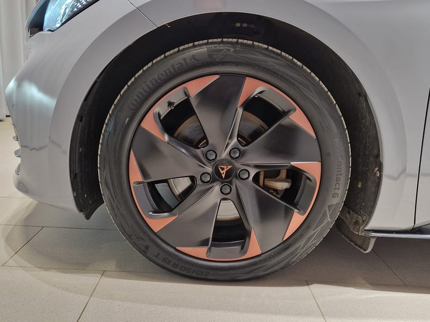 Bild 5 av CUPRA Born e-boost 58 | 231HK | NAVI / P-VÄRME / B-KAMERA