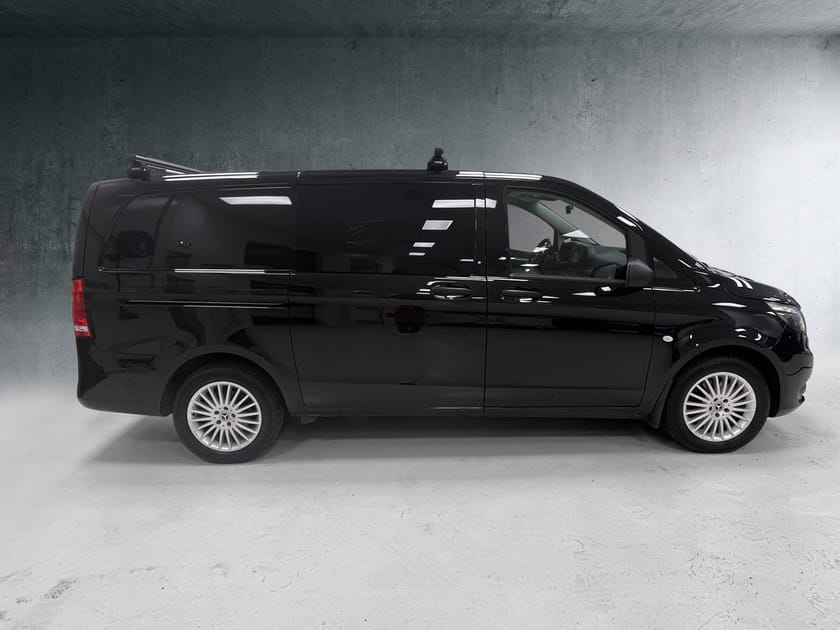 Bilde 3 av Mercedes-Benz Vito 119 CDI 4x4 3.0t Webasto.hengerfeste.3 seter.takstativ