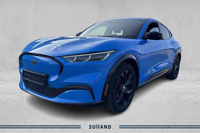 Bilde 1 av Ford Mustang Mach-E Long Range AWD Range/540KM WLTP/AWD/R.kamera/Skinn/Carplay++