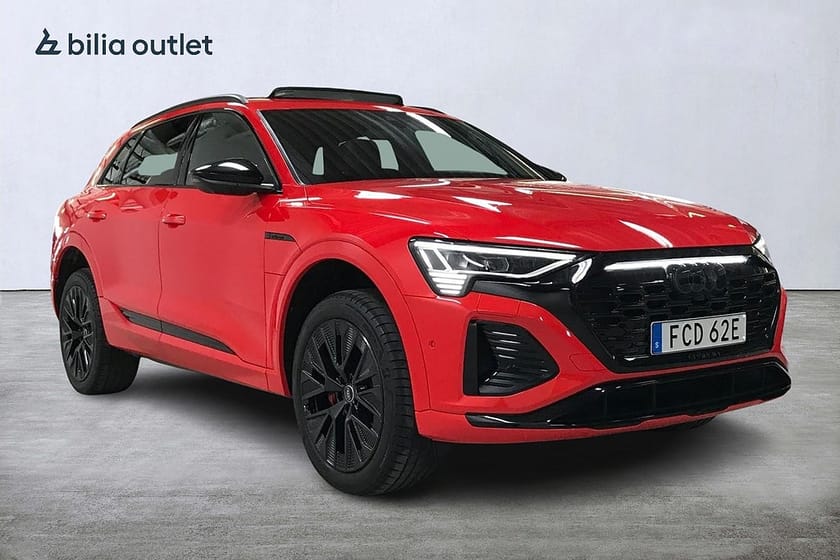 Bild 4 av Audi Q8 55 e-tron quattro S Line 408hk Cockpit Panorama Drag