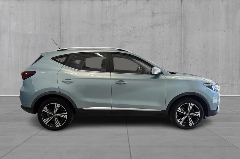 Bilde 4 av MG ZS EV Luxury, 143 HK 263 KM Rekkevidde, Panoramatak