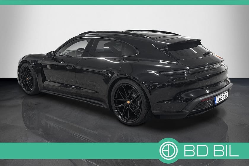 Bild 3 av Porsche Taycan Sport Turismo MOMS CHRONO PANORAMA PASM BOSE