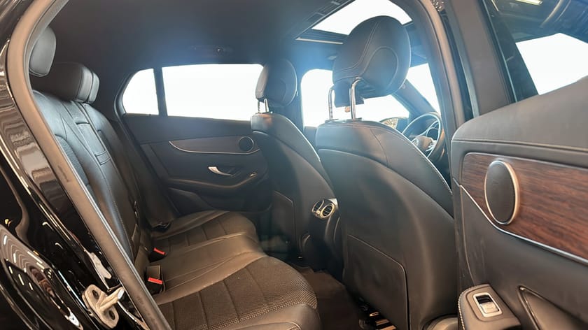 Bild 5 av Mercedes-Benz GLC 300 de Coupé 4MATIC (306hk) TAKLUCKA / 360-KAMERA