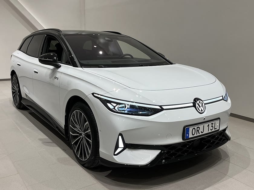 Bild 1 av Volkswagen ID.7 GTX Tourer | Lagerbil | Drag | Massage | 360 kamera