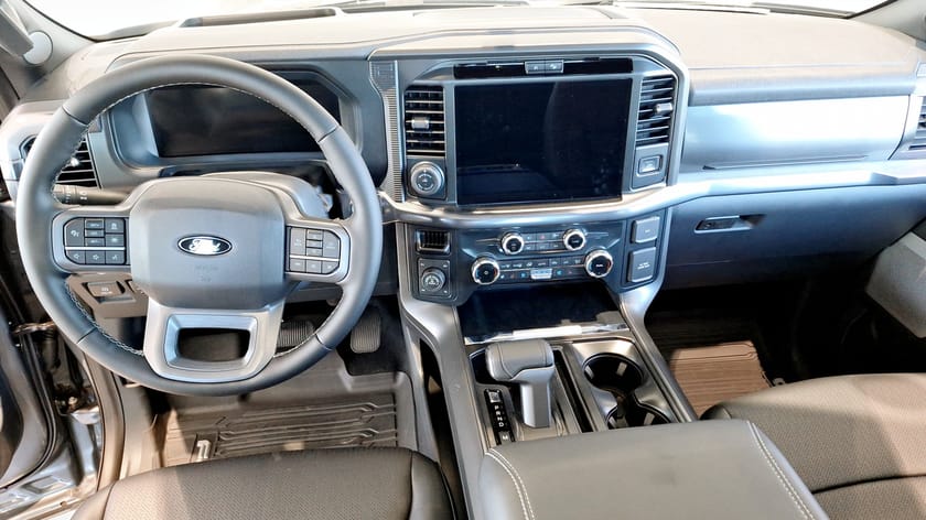 Bild 4 av Ford F-150 SuperCrew Lariat Black Edt. V8 / 0% Ränta / Lagerbil