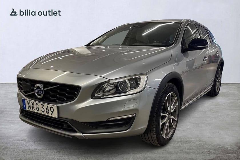 Bild 1 av Volvo V60 Cross Country D4 AWD Summum BE PRO Taklucka / B-Kam / Navi / Värmare