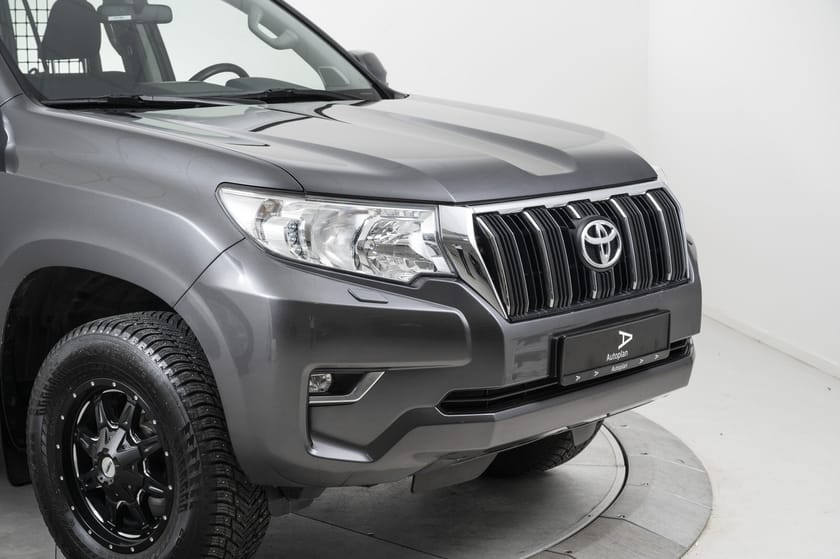 Bilde 3 av Toyota Land Cruiser 5-dørs 2,8 D-4D DLX aut Cruise/Krok/Kamera/DAB/BT