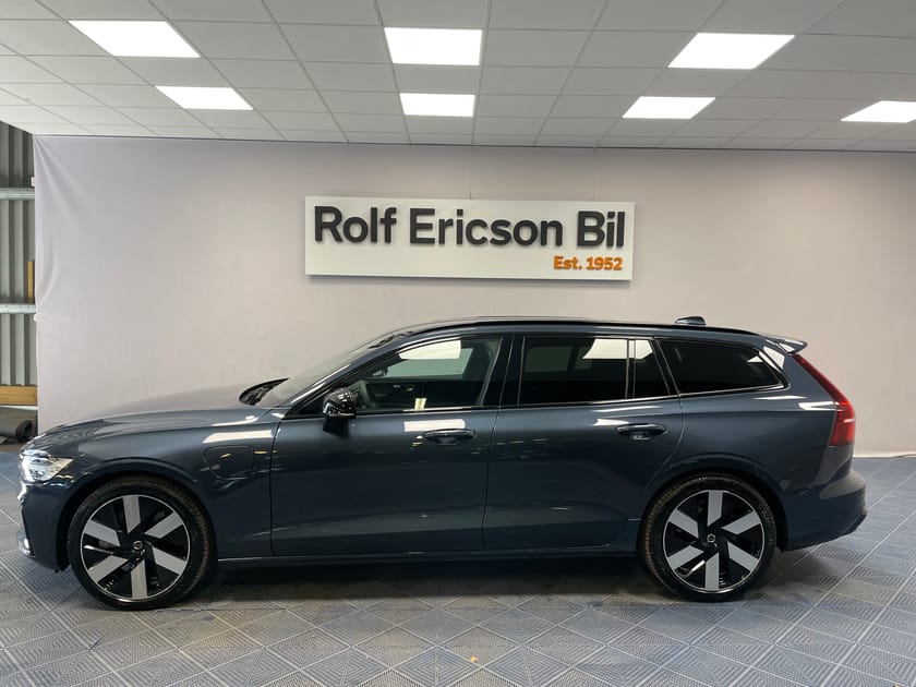 Bild 2 av Volvo V60 T6 Plus Dark Nordic Edition