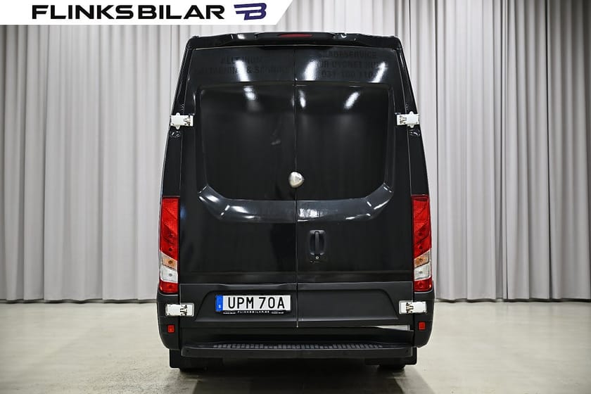 Bild 4 av Iveco Daily 35-140 Van 136HK Automat|Inredd|Webasto|3.5ton-dragvikt|Leasbar
