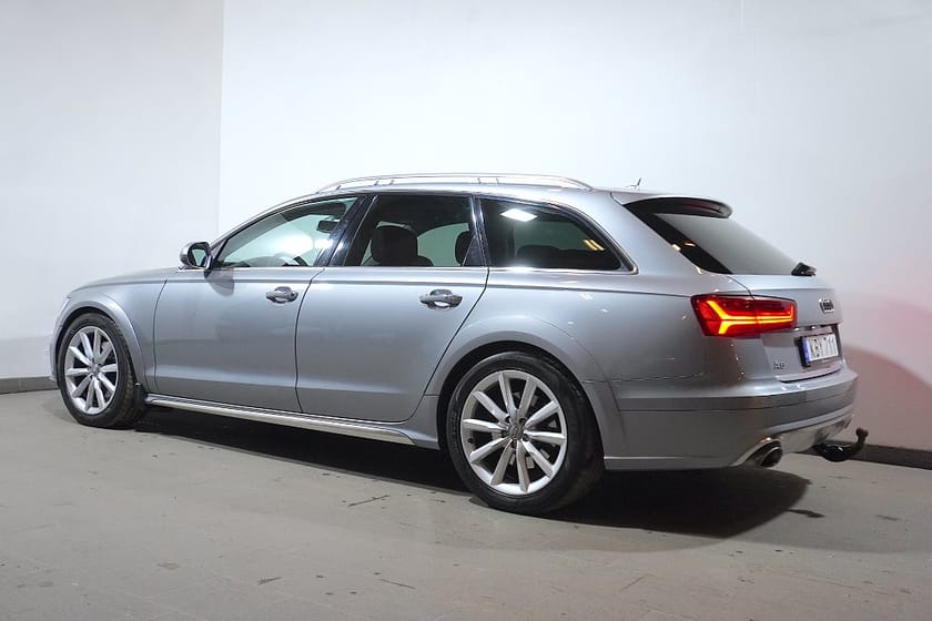 Bild 4 av Audi A6 allroad quattro 3.0 V6 Värmare Luftfjäd Matrix