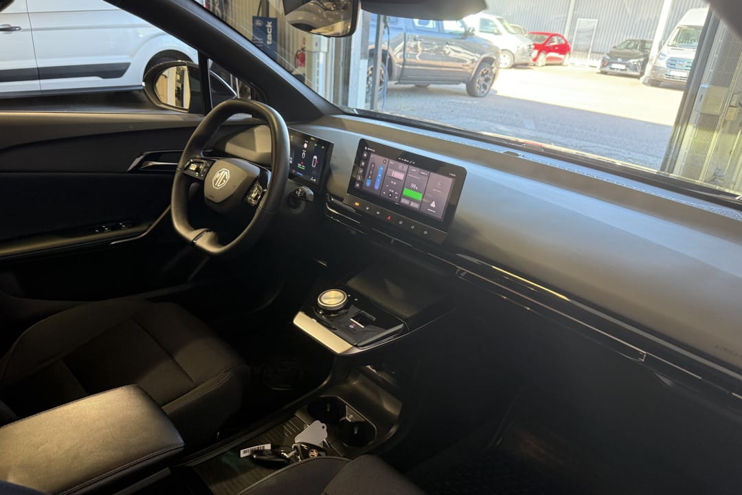 MG 4 Electric Standard Range