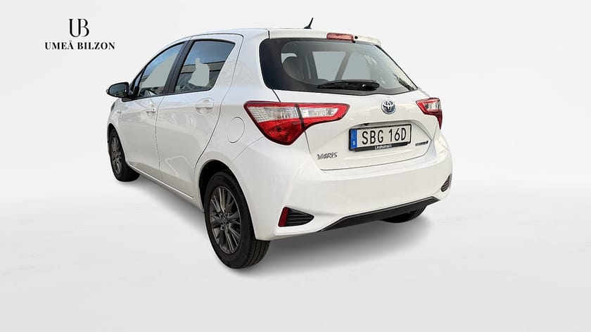 Bild 3 av Toyota Yaris Hybrid e-CVT Active Euro 6