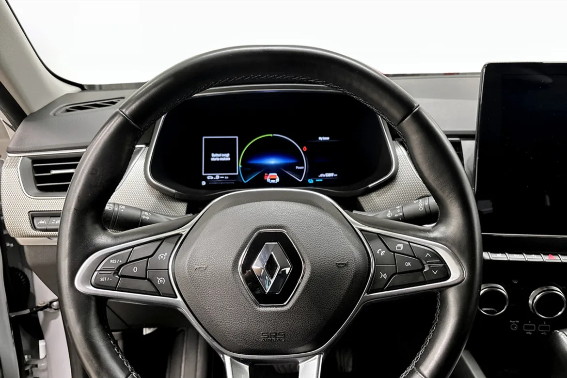 Renault Arkana E-TECH 145