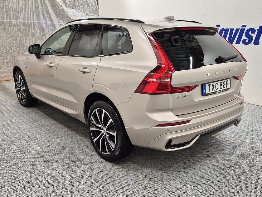 Bild 3 av Volvo XC60 T6 Recharge Plus Dark AWD 350HK 4x4 Panorama Läder