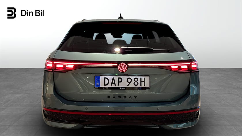 Bild 5 av Volkswagen Passat Variant eHybrid 272 DSG6 R-LINE