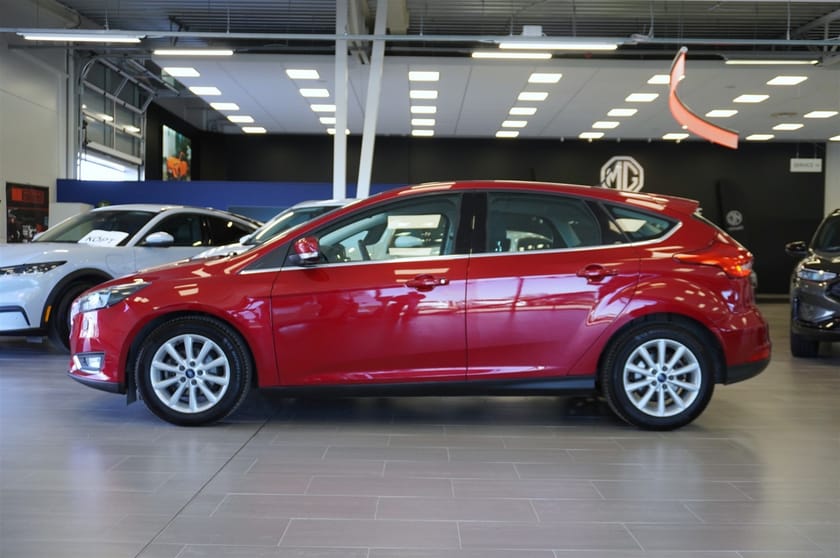 Bild 2 av Ford Focus 1.0 Titanium Dragkrok Kamera