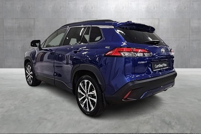 Bilde 3 av Toyota Corolla Cross Hybrid AWD-i Executive Panorama - LED - Ad. cruise