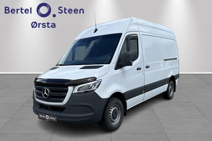 Bilde 1 av Mercedes-Benz Sprinter 317 CDI RWD Panel Van 317/37 KA I Webasto I Krok I Lav km..