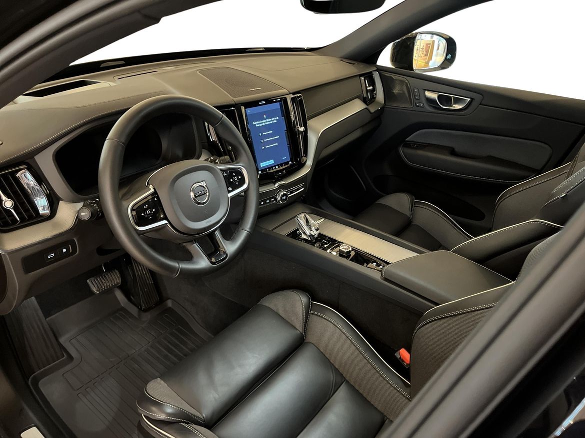 Volvo XC60 2025 - miniatyr 6