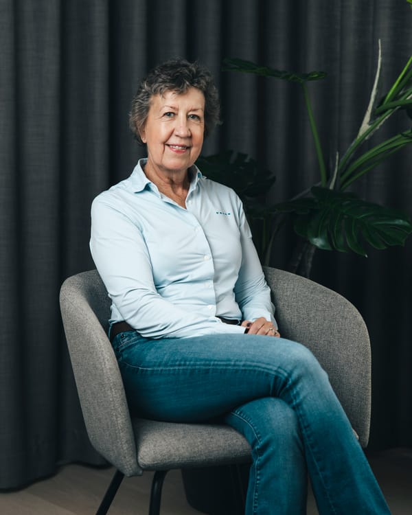 ANNELI PETERSSON - Ekonomiansvarig