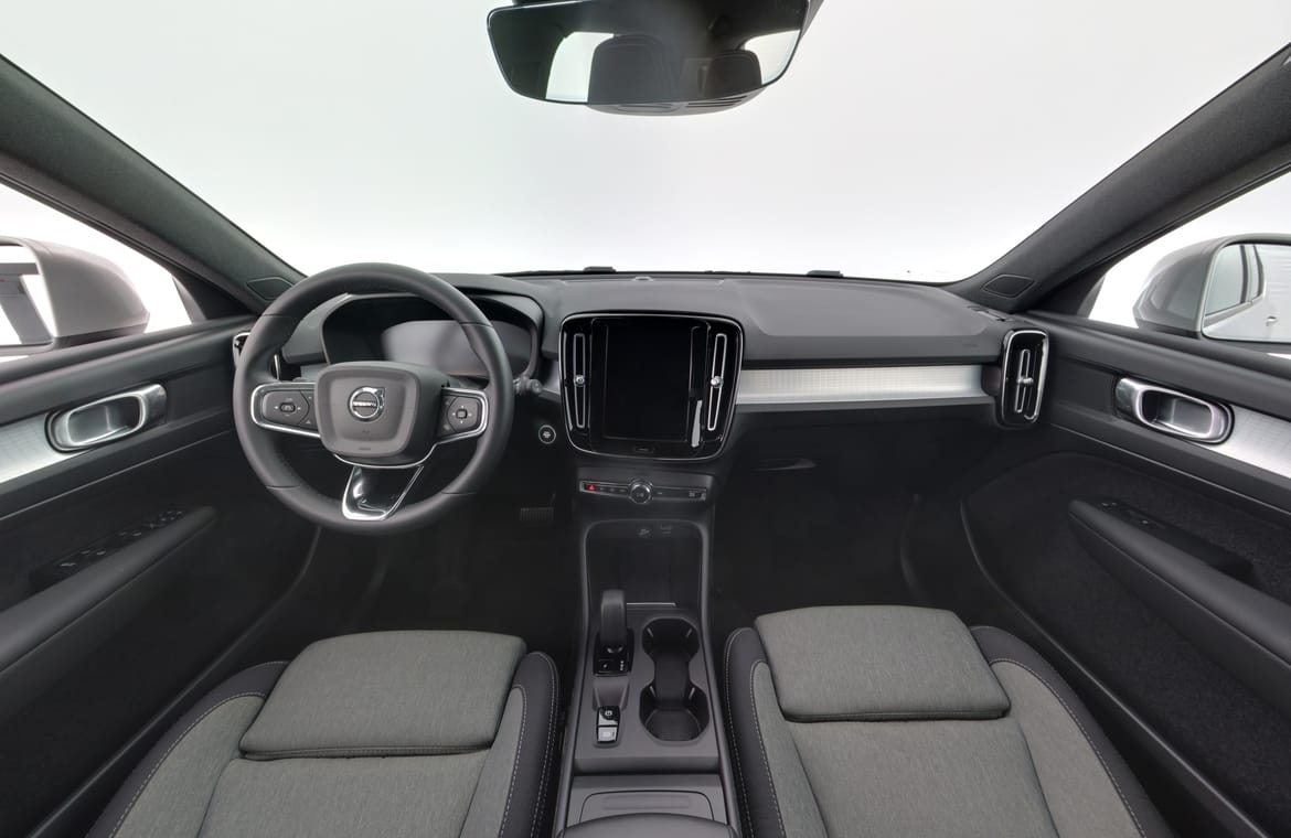 Volvo XC40 2023 - miniatyr 7