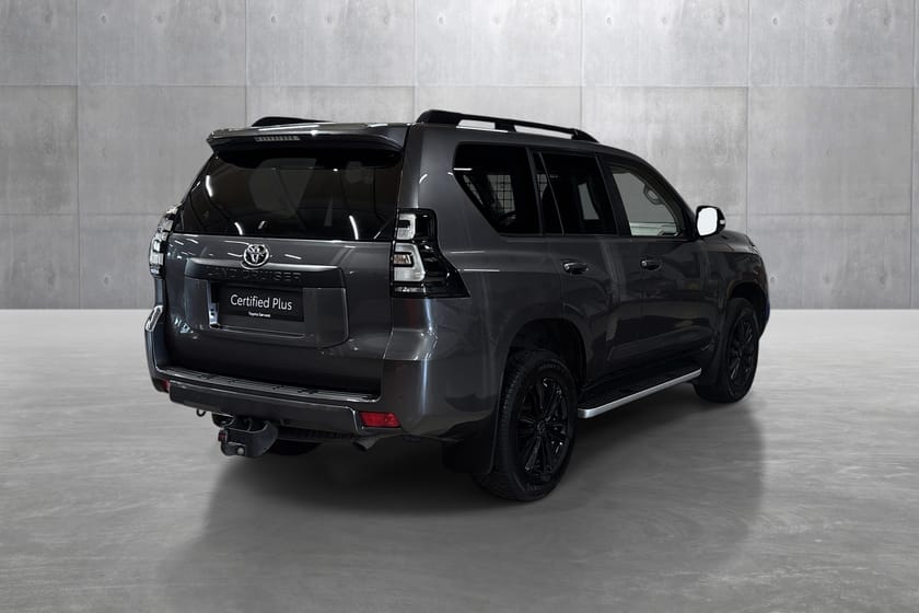 Bilde 5 av Toyota Land Cruiser 5-dørs 2.8 Diesel High Power D-4D Aut. 6 gir VX Black Pack
