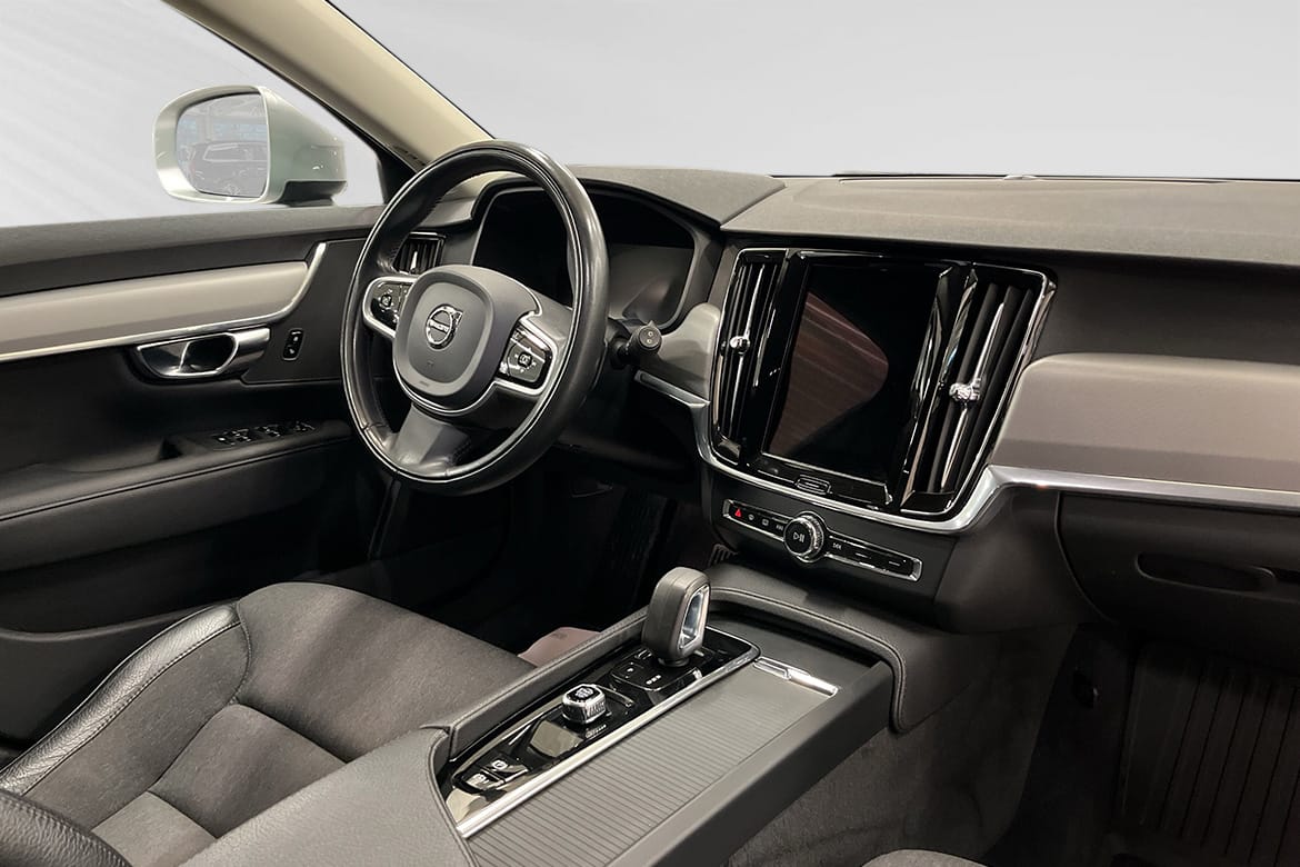 Volvo V90 Cross Country