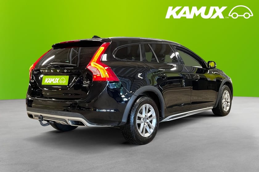 Bild 4 av Volvo V60 Cross Country D4 AWD Momentum Kamrem bytt Drag D-värm 190 hk