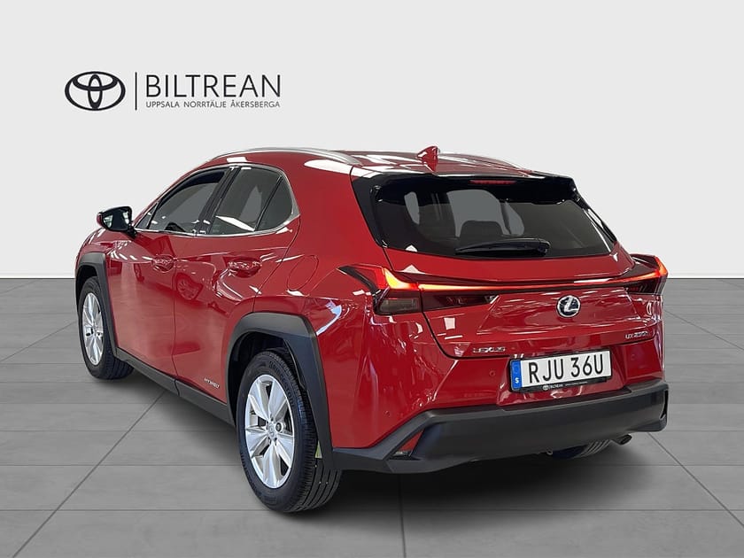 Bild 2 av Lexus UX 250h E-Four AWD Comfort Dragkrok Ledramp