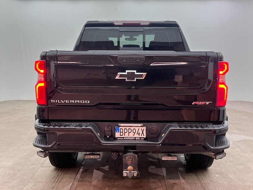Bild 5 av Chevrolet Silverado 1500 Crew Cab 3.0 Duramax RST 4WD Hydra-Matic Nybesik
