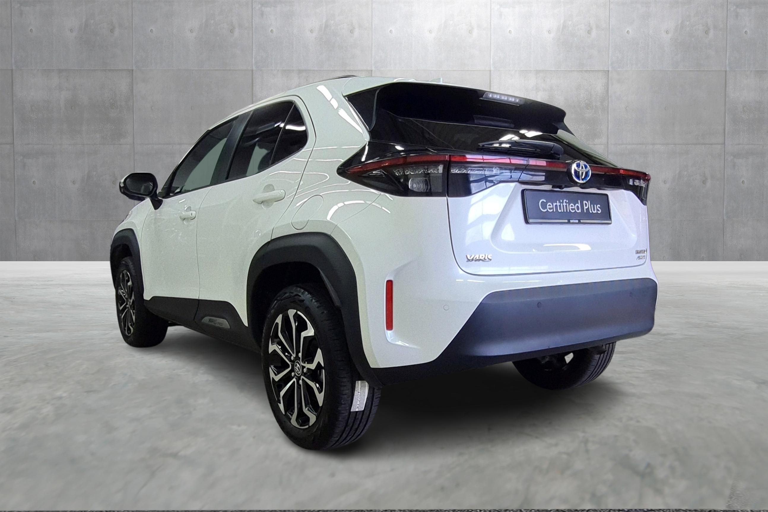 Thumnail bilde 2 av Toyota Yaris Cross Hybrid AWD-i