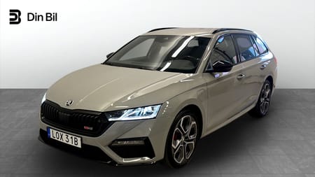 Škoda Octavia Kombi RS iV | Värmare | 19" fälgar