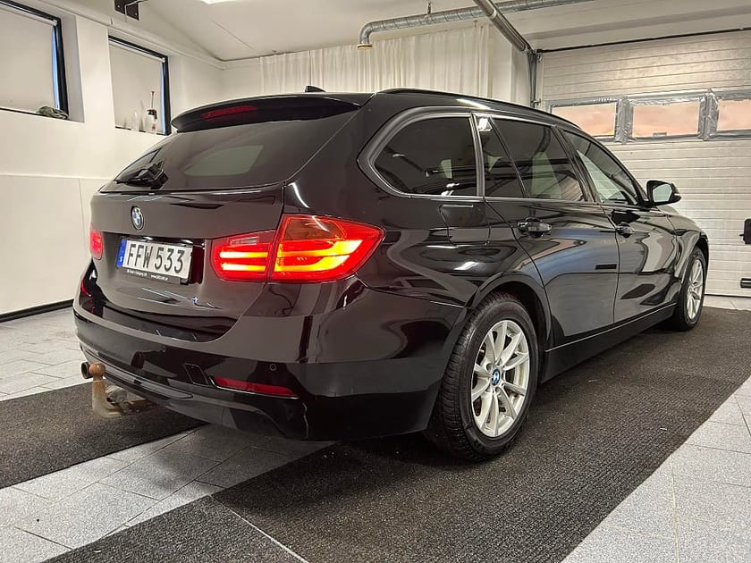 Bild 2 av BMW 320d xDrive Touring 320 184 hk Sport line Drag Välservad