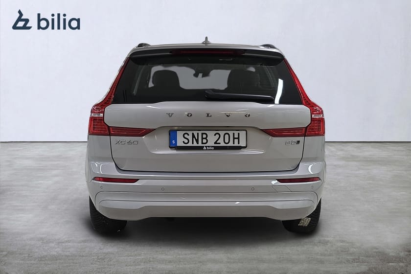 Bild 5 av Volvo XC60 B5 AWD Bensin Core Backkamera Värmare
