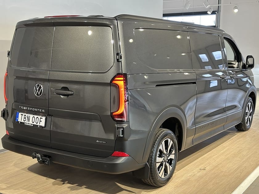 Bild 4 av Volkswagen Transporter T7 2.0 TDI 4MOTION L2 Dragkrok Parkeringsvärmare