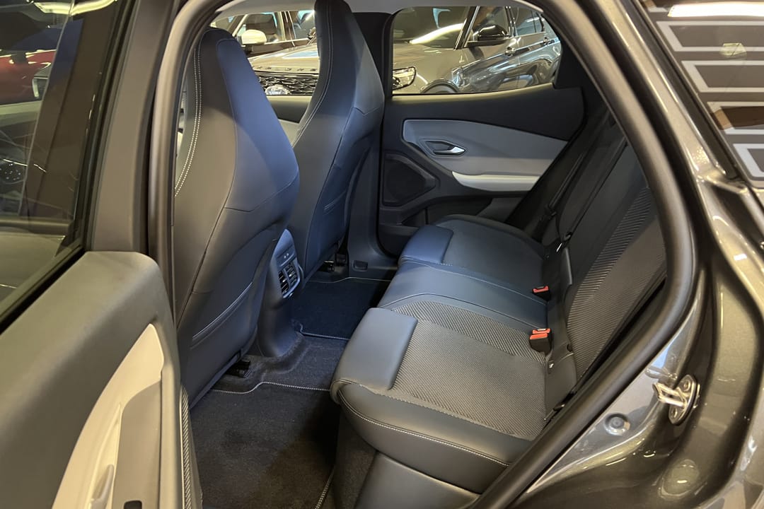 Ford Explorer EV Extended Range RWD