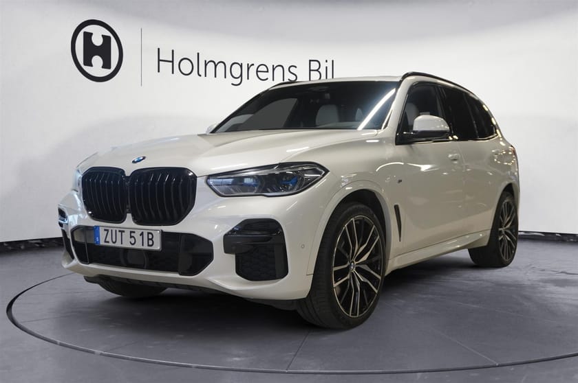 Bild 1 av BMW X5 xDrive30d M Sport Innovation Pano HUD H K Värmare Komfort Laser 360
