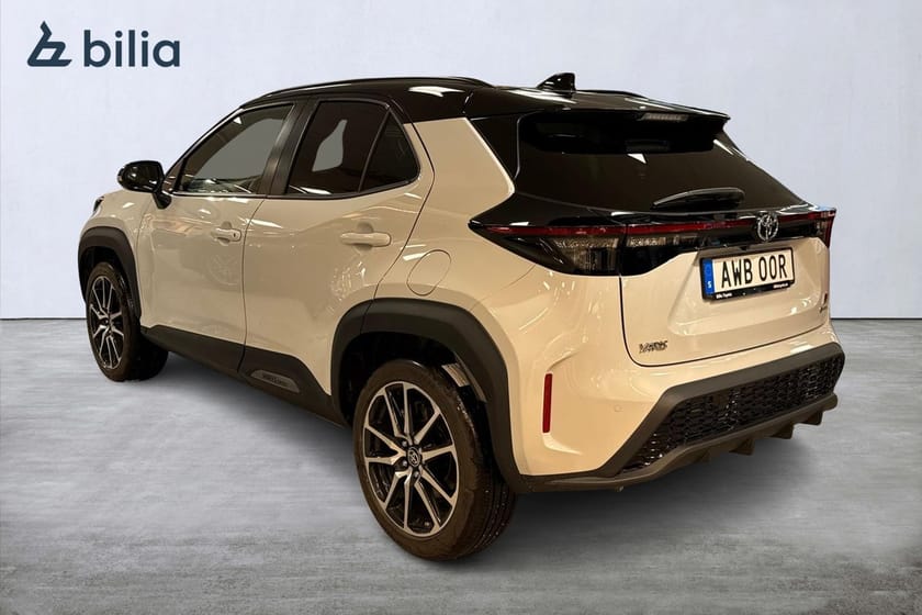 Bild 2 av Toyota Yaris Cross Hybrid 130 GR Sport JBL Fjärrvärmare