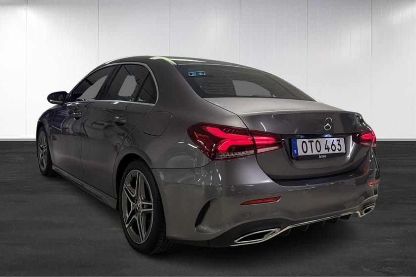 Bild 4 av Mercedes-Benz A 180 Sedan AMG / Navi / Kamera / P-sensorer