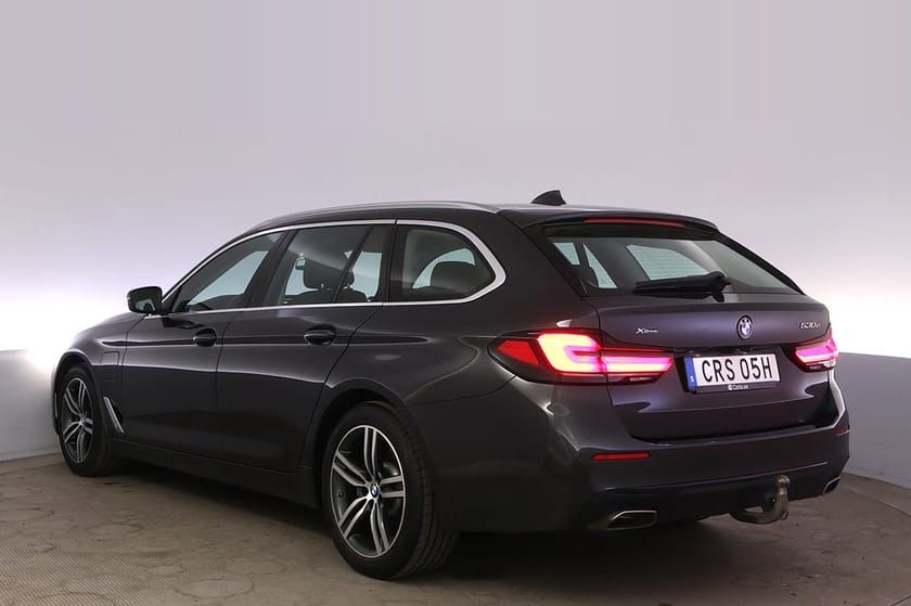 Bild 4 av BMW 530e xDrive Touring Drag Navi Kamera Rattvärme Värmare