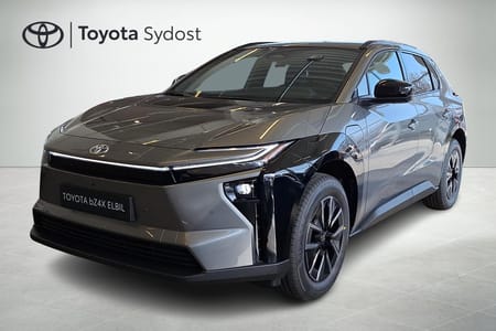 Toyota bZ4X Active Tech, 360-kamera, Elstol förare, El backlucka, P-sensorer fram och bak, Dödavinkel varnare, Halvskin