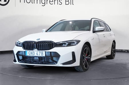 BMW 330e xDrive Touring