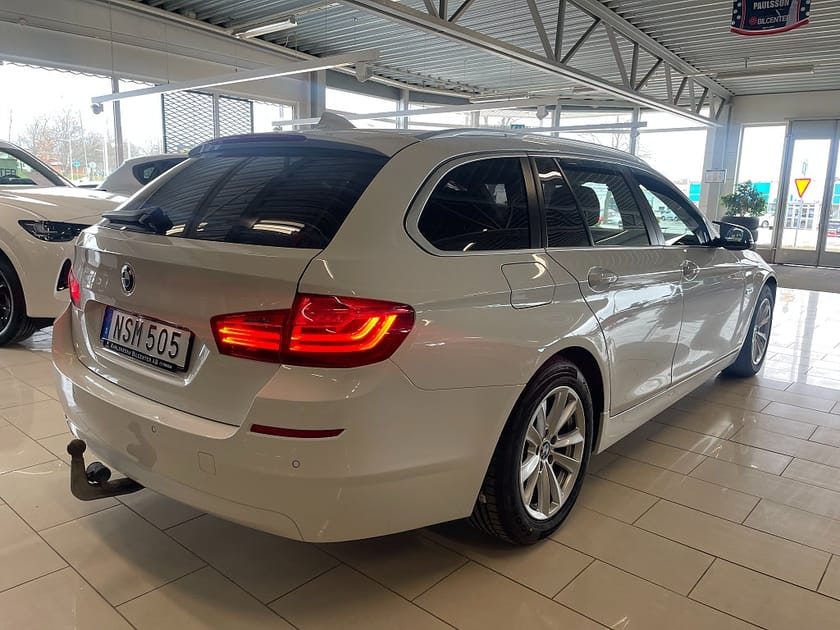 Bild 4 av BMW 520d xDrive Touring 190 hk VÄRMARE DRAG