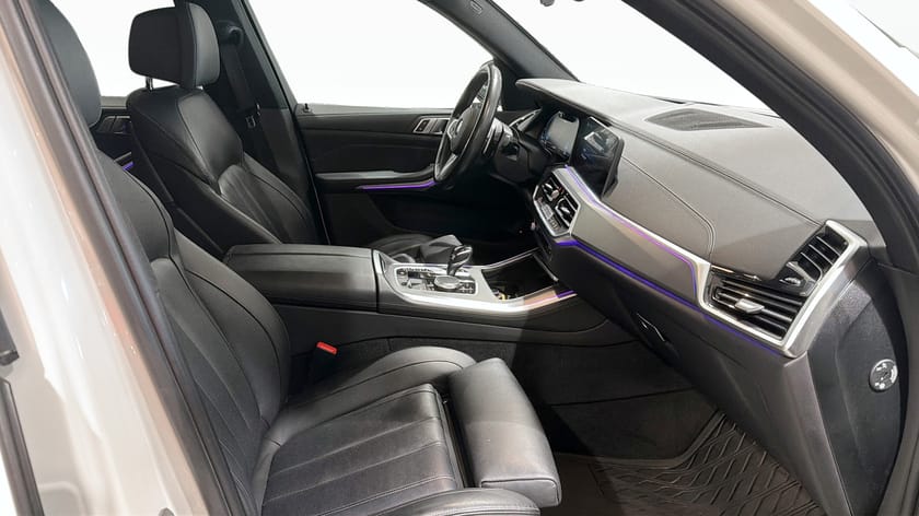 Bild 3 av BMW X5 xDrive45e iPerformance M-sport Head-up Aktiv farth Värmare Drag 360°