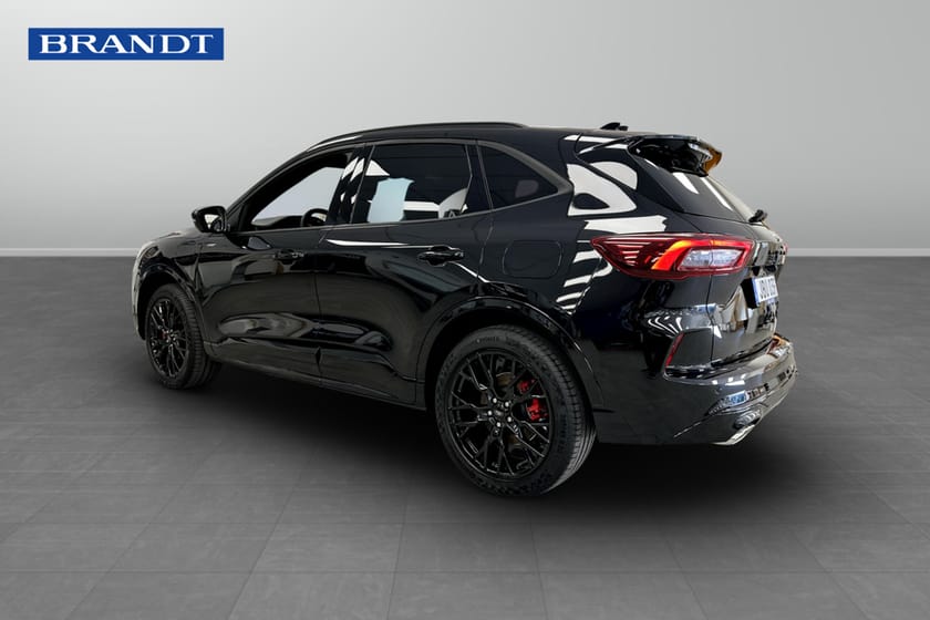 Bild 2 av Ford Kuga Plug-In Hybrid ST-Line X 2.5 FWD 243hk Black Edition CVT