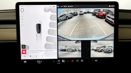 Tesla Model 3 Long Range AWD 498Hk Panorama/Autopilot/Läder