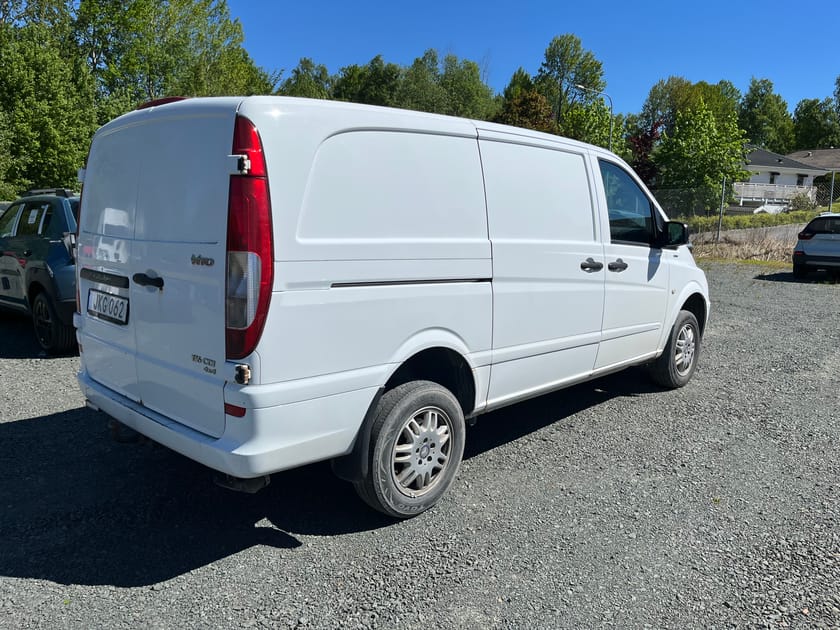 Bild 3 av Mercedes-Benz Vito 116 CDI 4MATIC 3.0t 4wd, aut, går fint